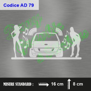 AD 79 FORD FUSION CON DONNE